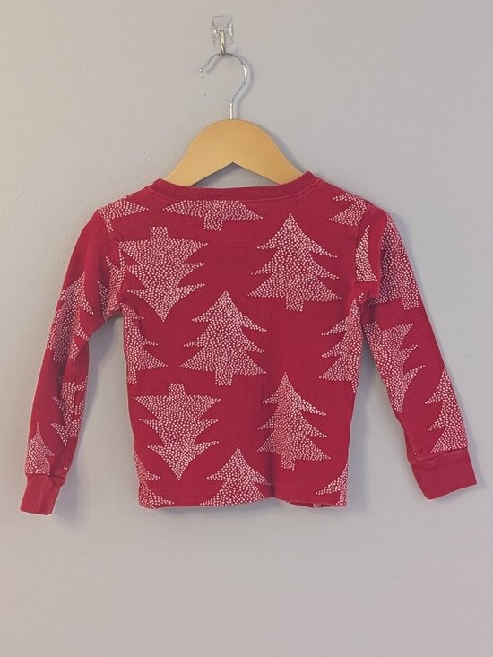 2/$15 💙 Carter’s Red Christmas Tree Pajama Set | 4T - Picture 3 of 5